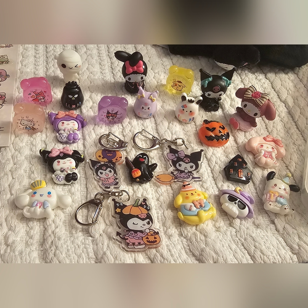SANRIO LOT - Picture 2 of 6